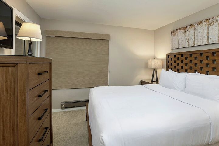 #320 - Bedroom