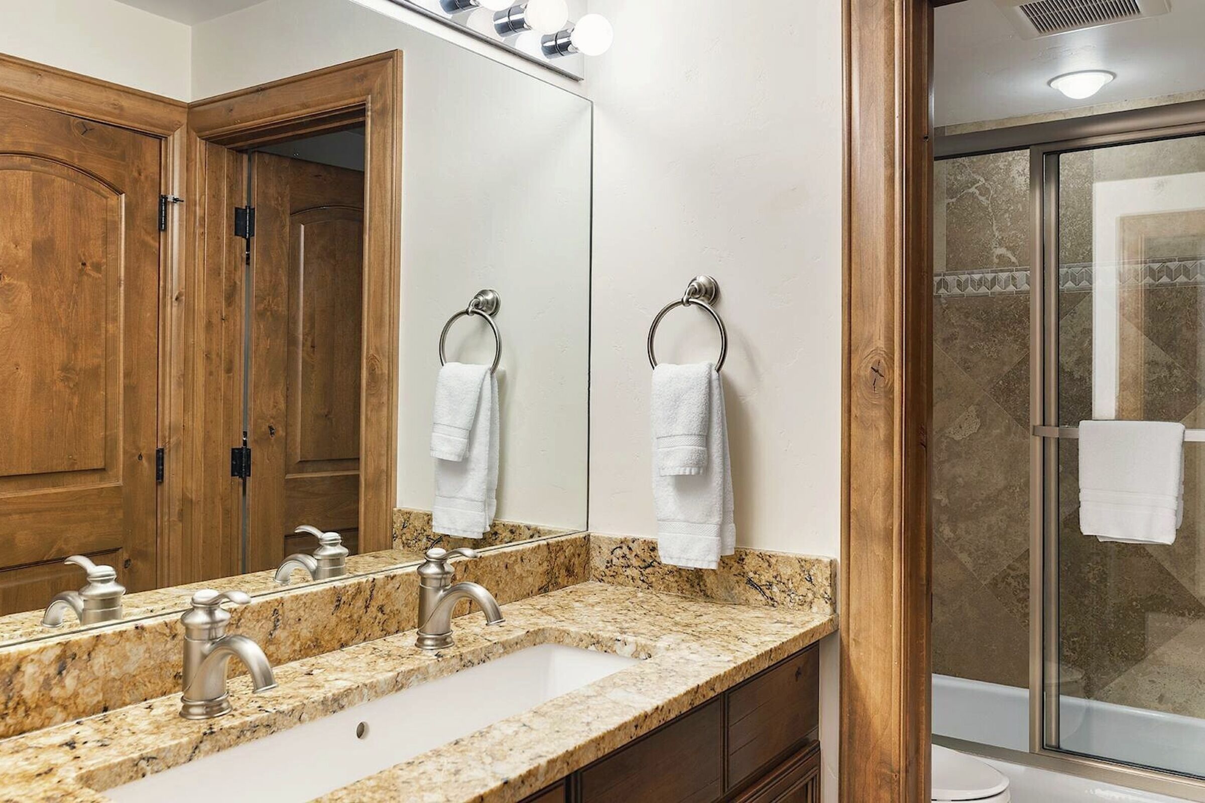 #321 - Bathroom