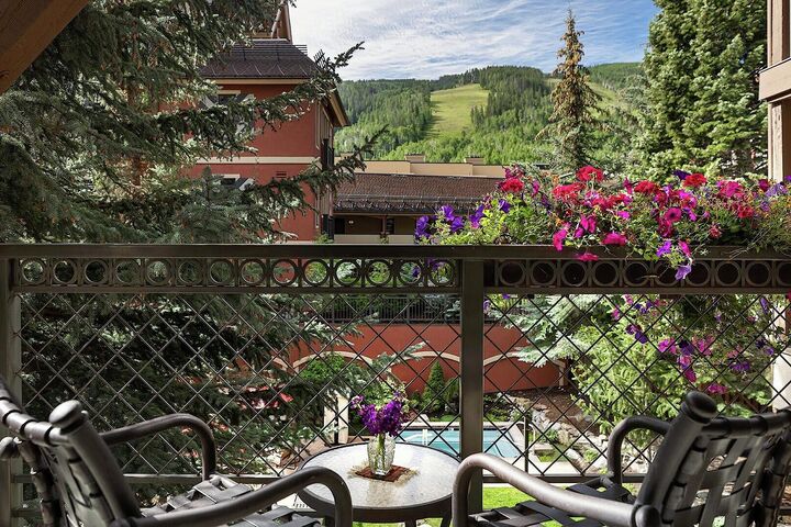 #211 - Balcony