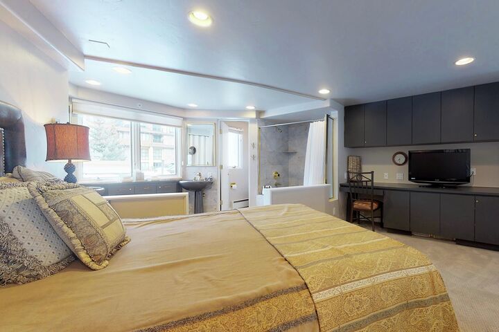 #411 - Loft Bedroom