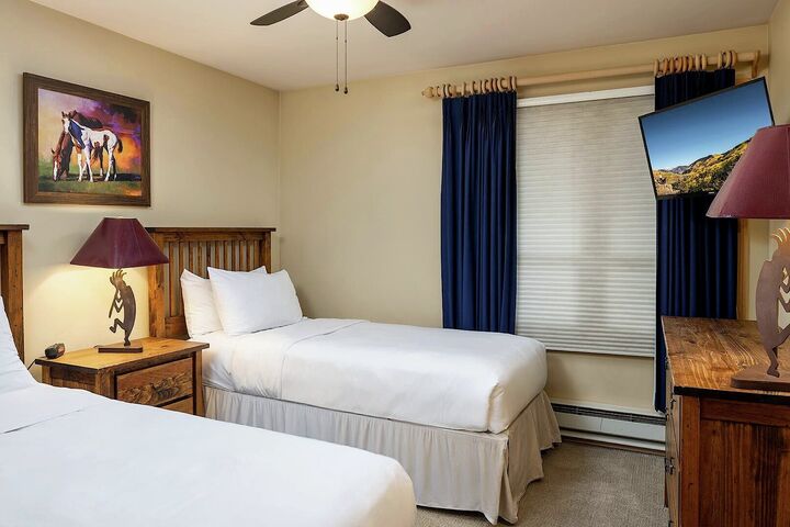 #312 - Bedroom
