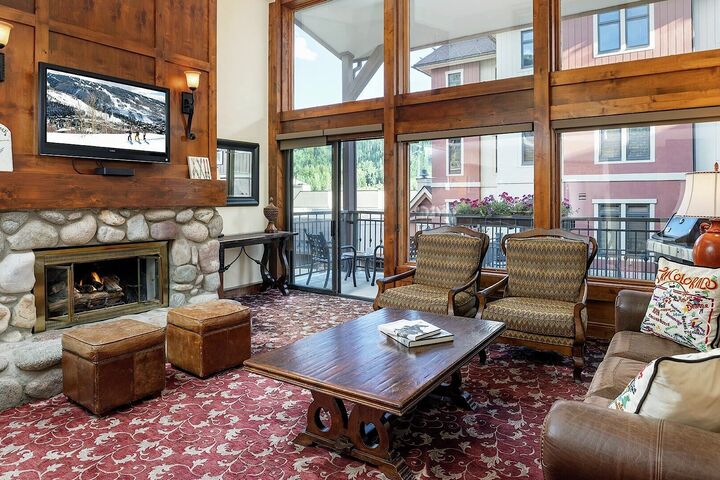 #420 - Living Area