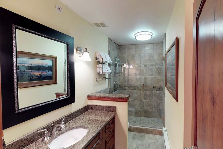 #208 - Bathroom