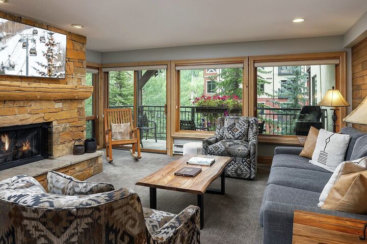 #306 - Living Area