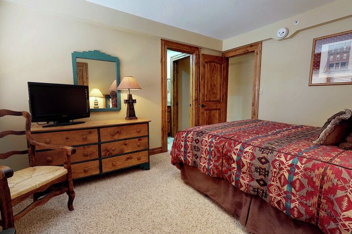 #302 - Master Bedroom