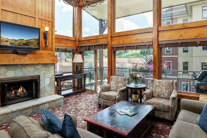 #418 - Living Area