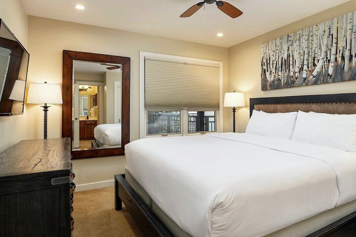 #416 - Bedroom