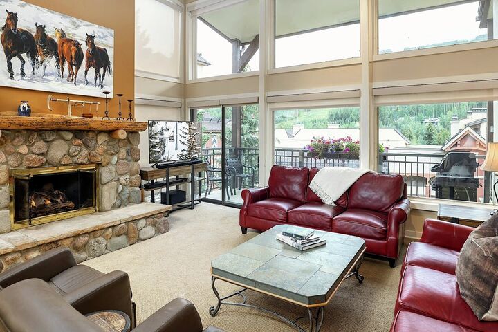 #416 - Living Area
