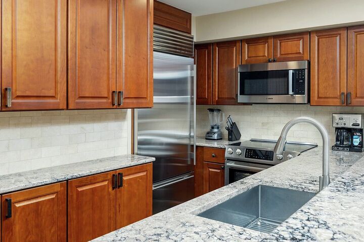 #416 - Kitchen