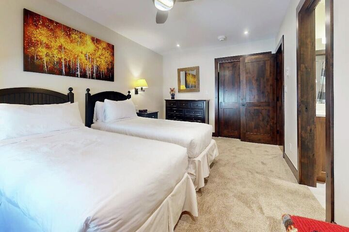 #402 - Bedroom