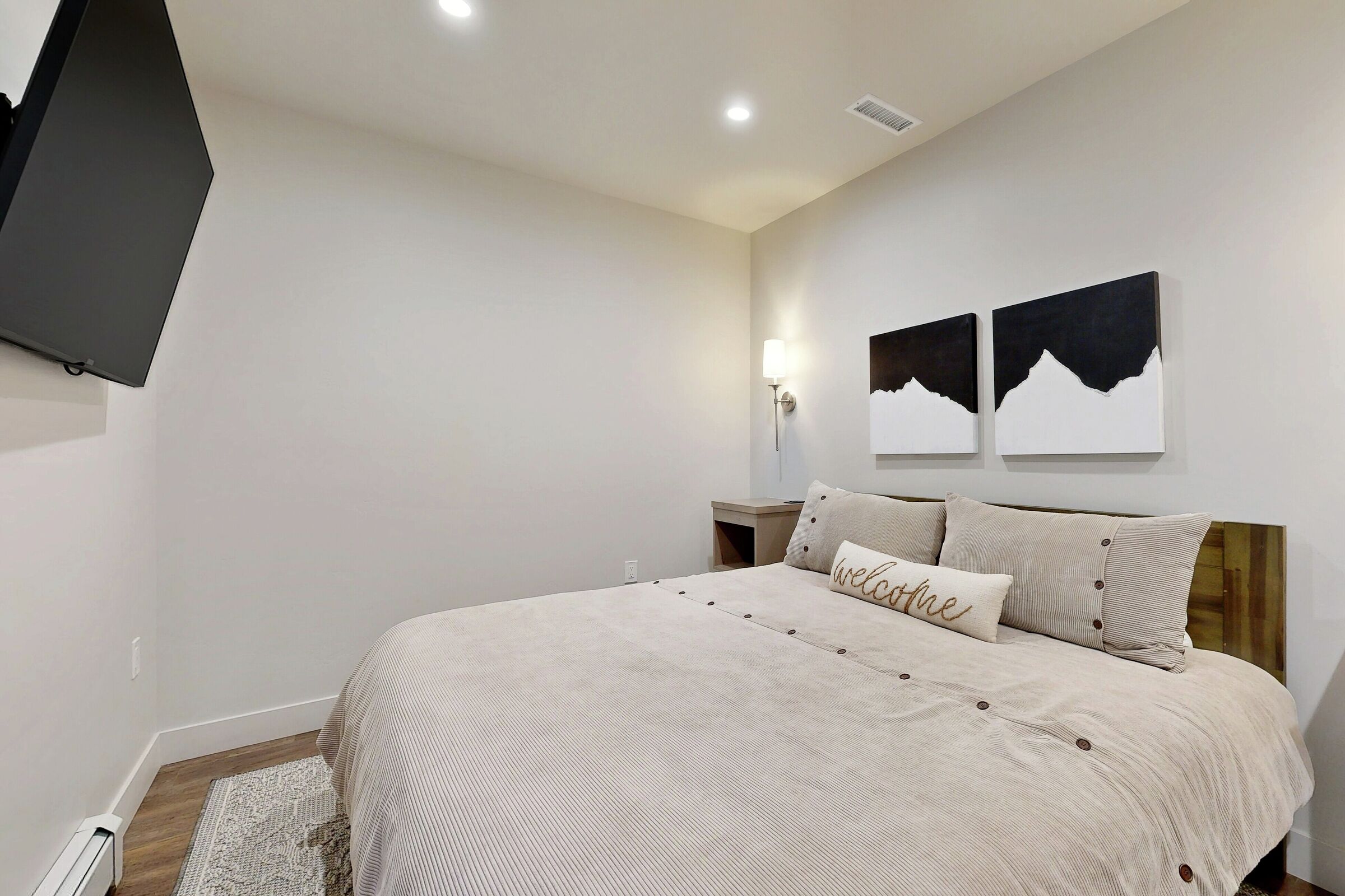 King Lodge Room Bedroom