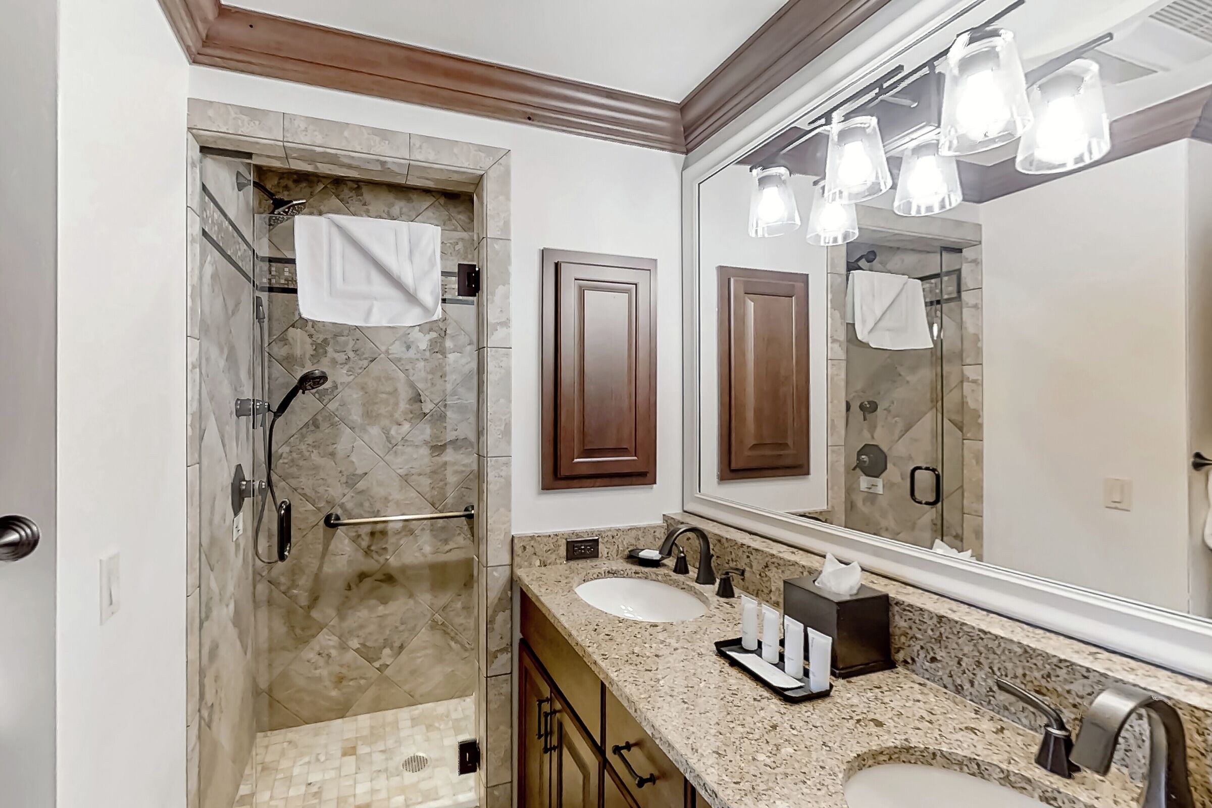 Ensuite Bathroom 