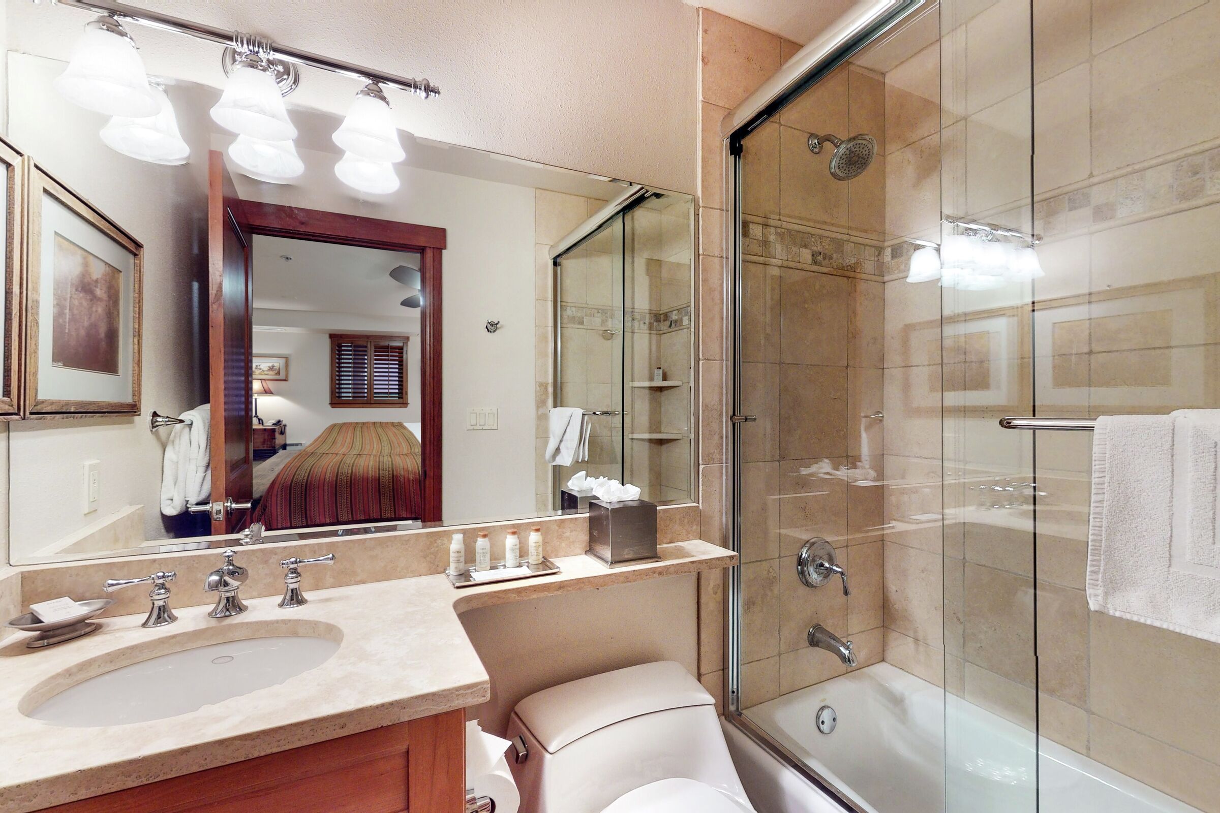 Master Ensuite Bathroom