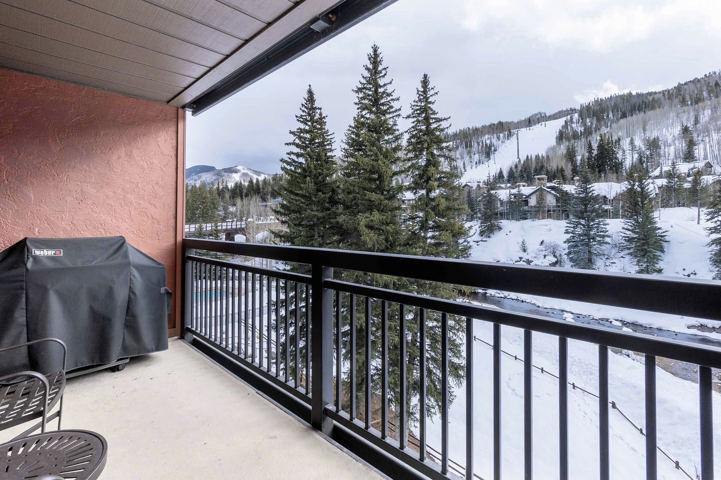 Balcony with BBQ