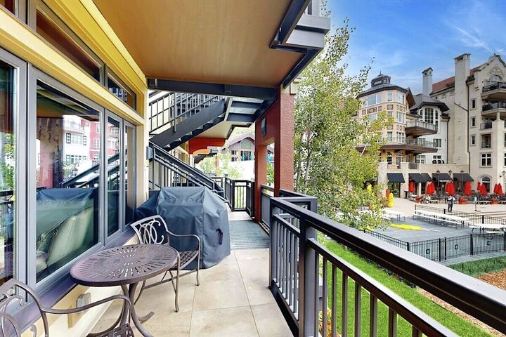 #207 - Balcony with BBQ