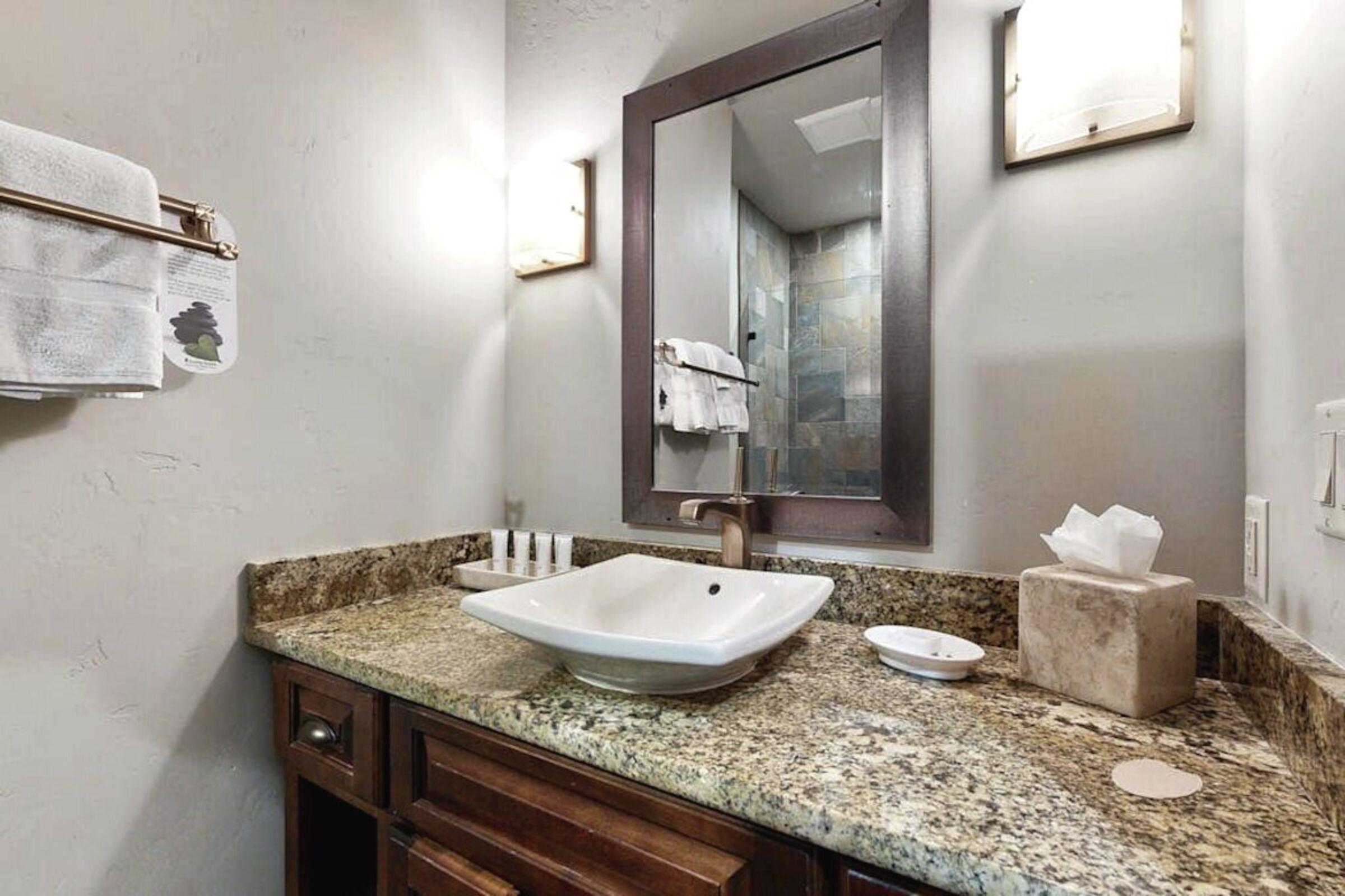 Master Ensuite Bathroom