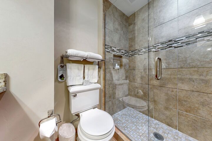 #113 - Master Ensuite Bathroom