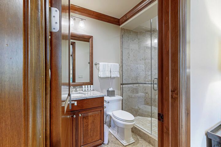 #T401 - Ensuite Bathroom