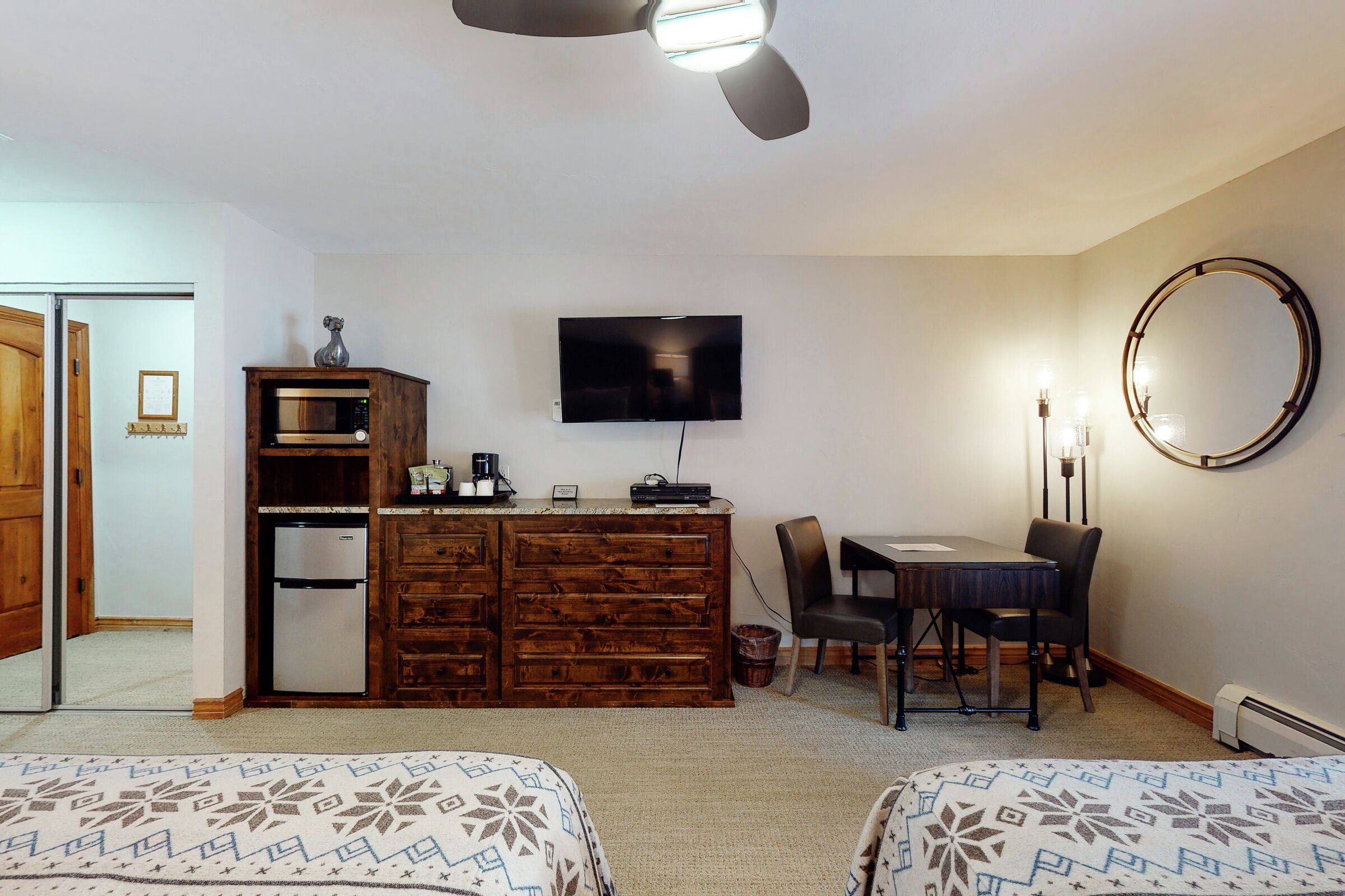 Two Queen Lodge Room
