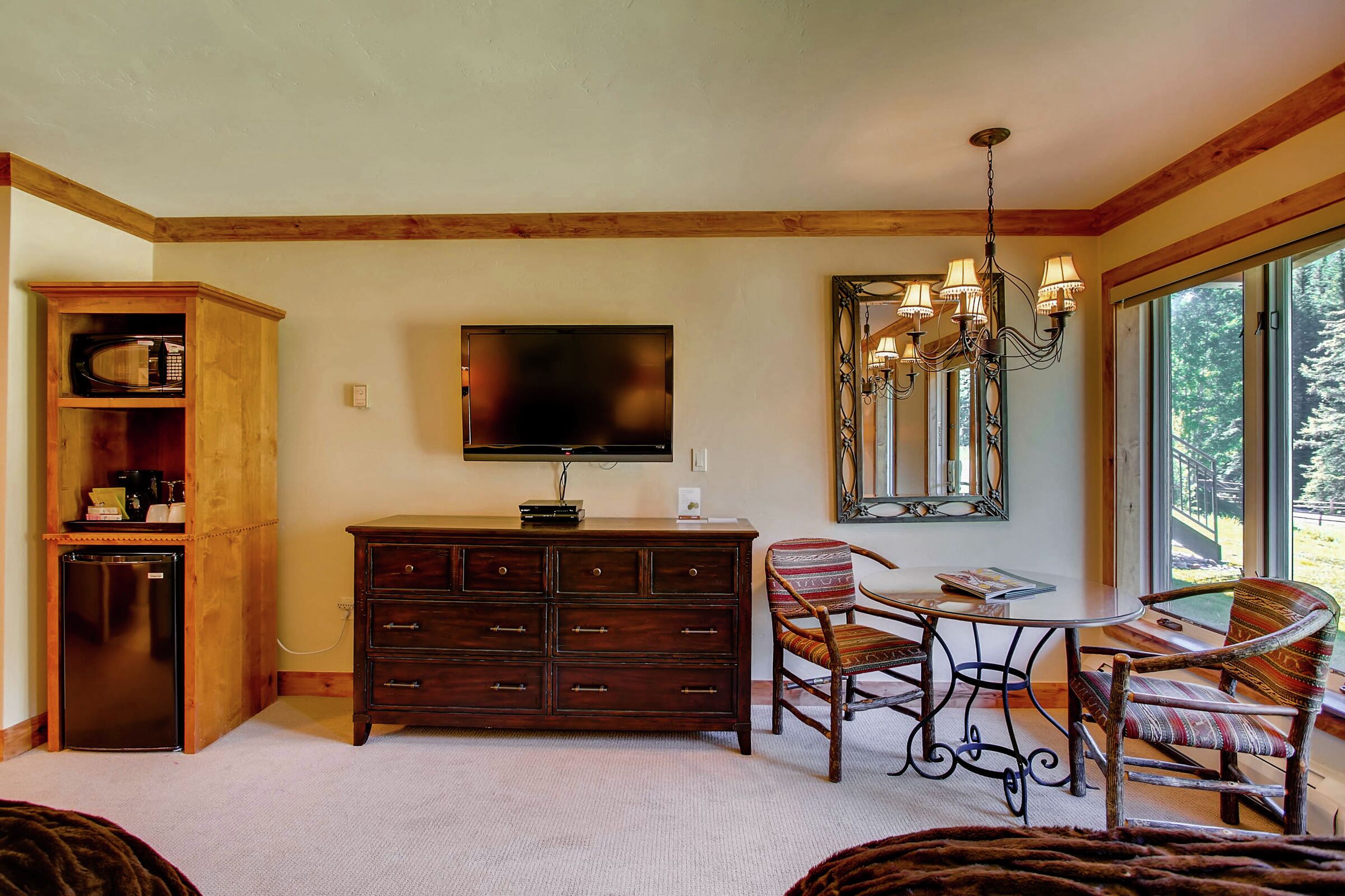 Two Queen Lodge Room