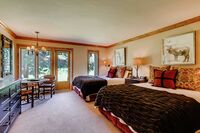 Two Queen Lodge Room