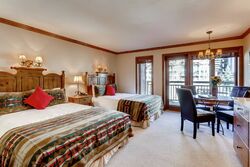 Two Queen Lodge Room