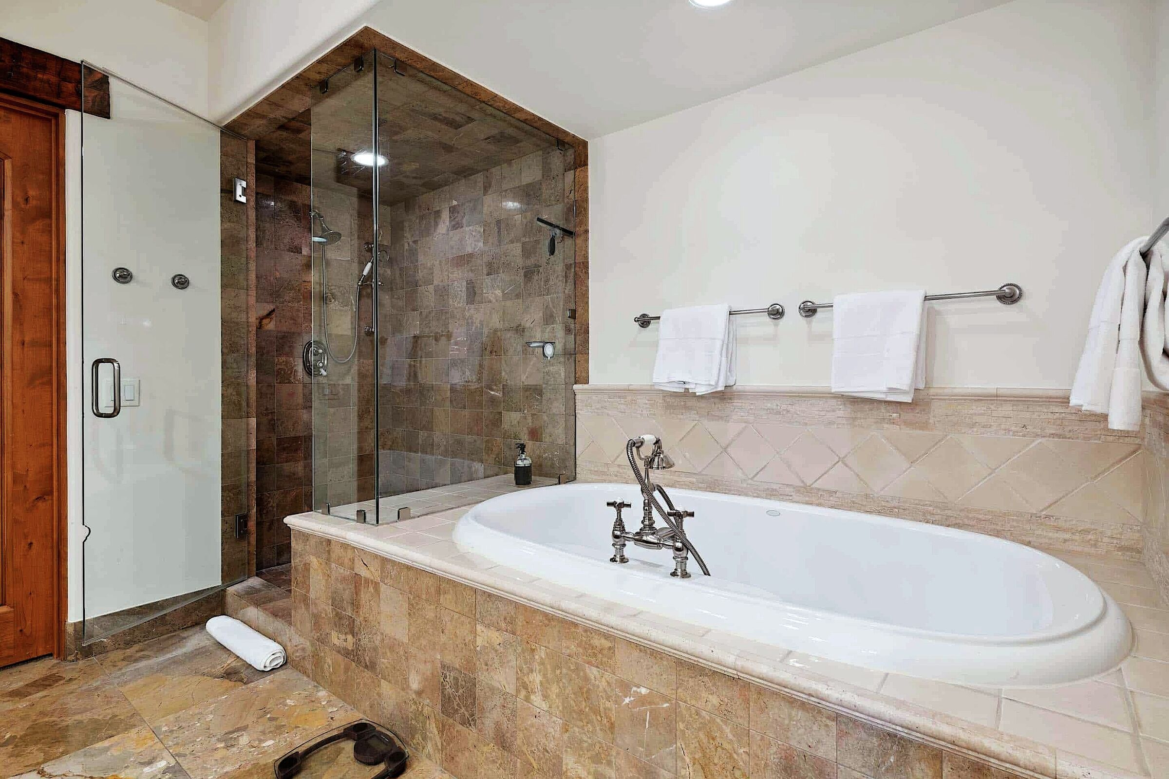 Master Ensuite Bathroom