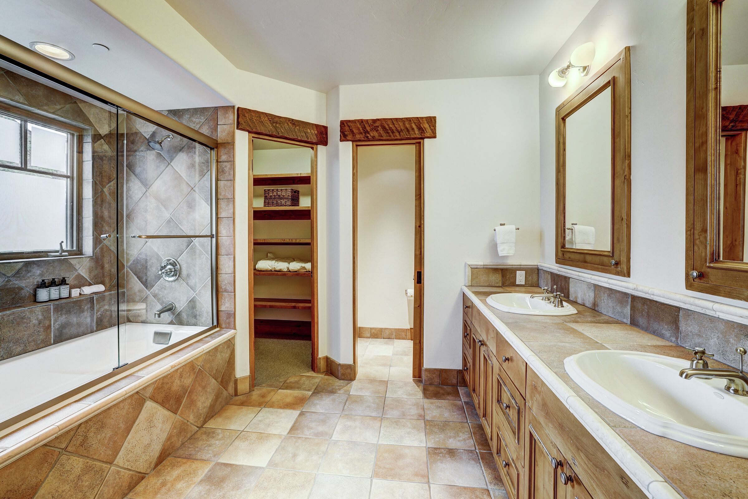 Ensuite Bathroom