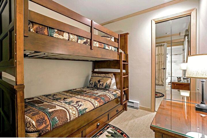 2 Bdrm 2 Bath Platinum (900 sq ft) - Additional Sleeping Area