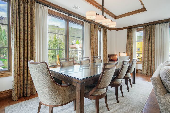 3 Bdrm Residence - Dining Area