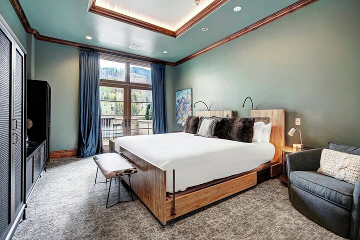 3 Bdrm Premier Residence - Master Bedroom