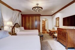 Deluxe Room 2 Queens - Deluxe Two Queen Room
