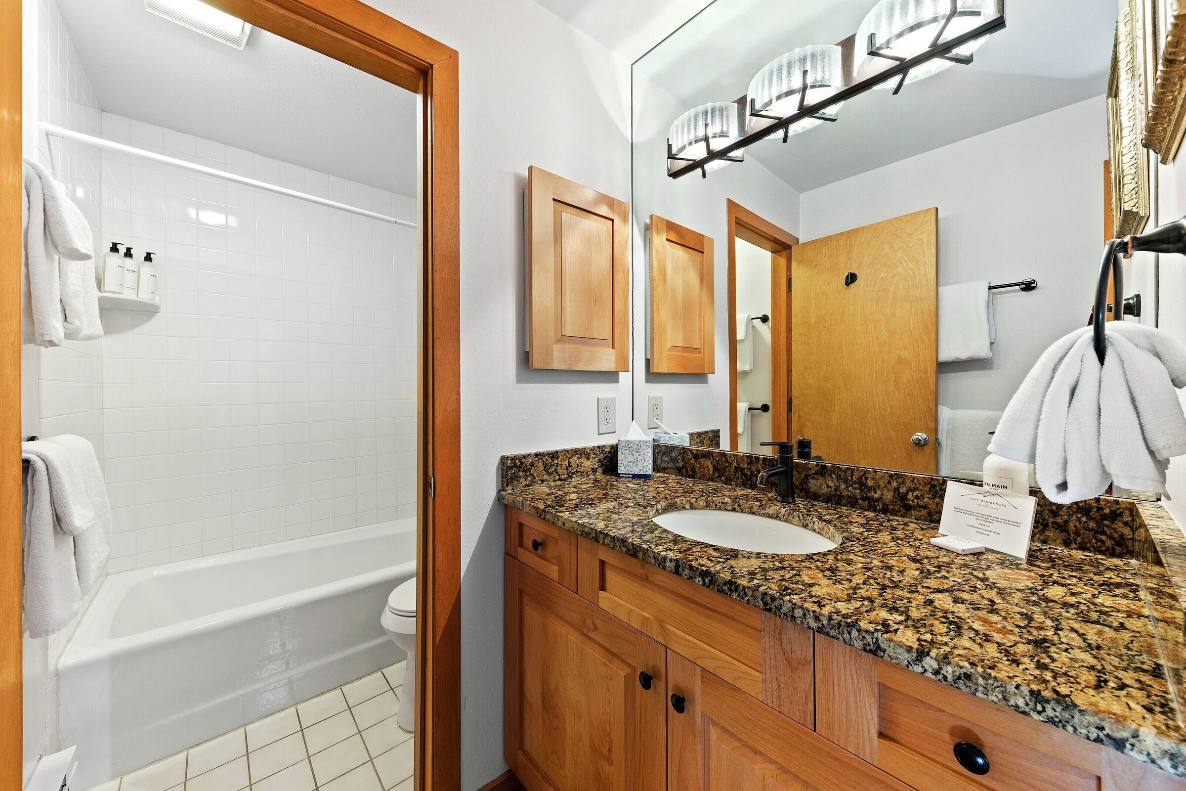 Coldstream 29 - Bathroom
