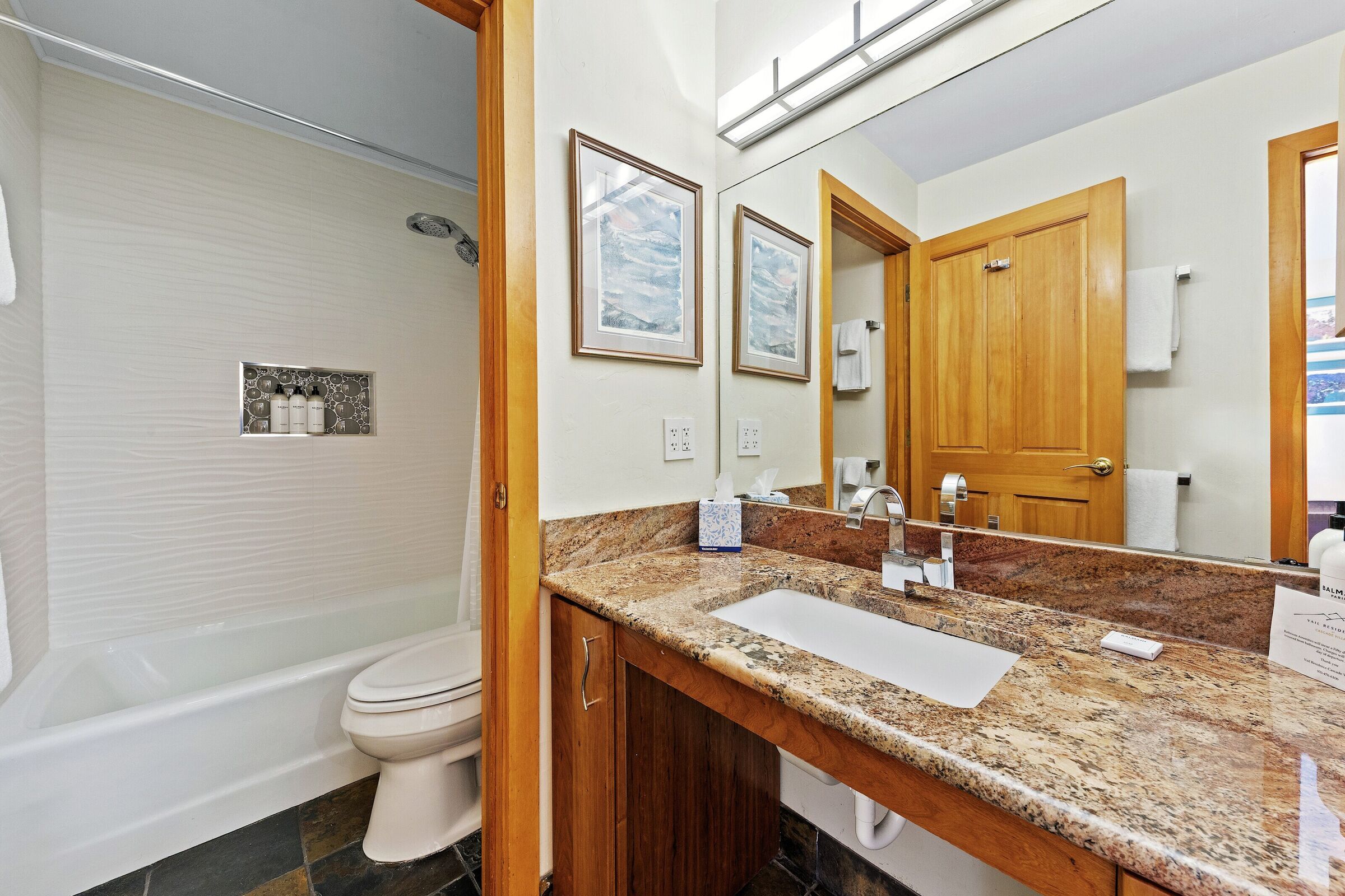 Coldstream 33 - Ensuite Bathroom