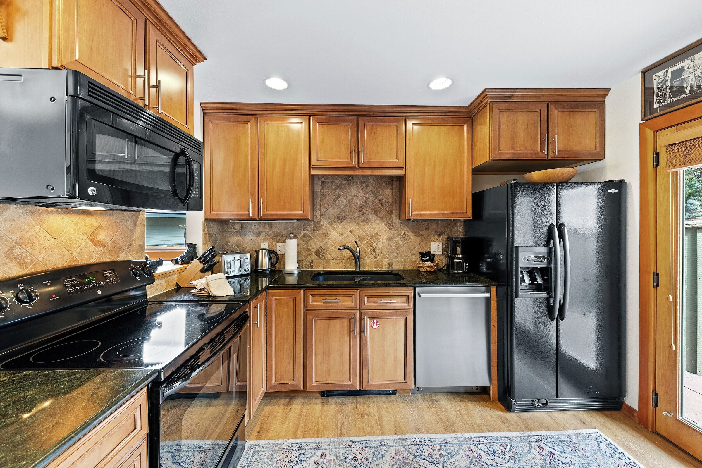Coldstream 43 - Kitchen