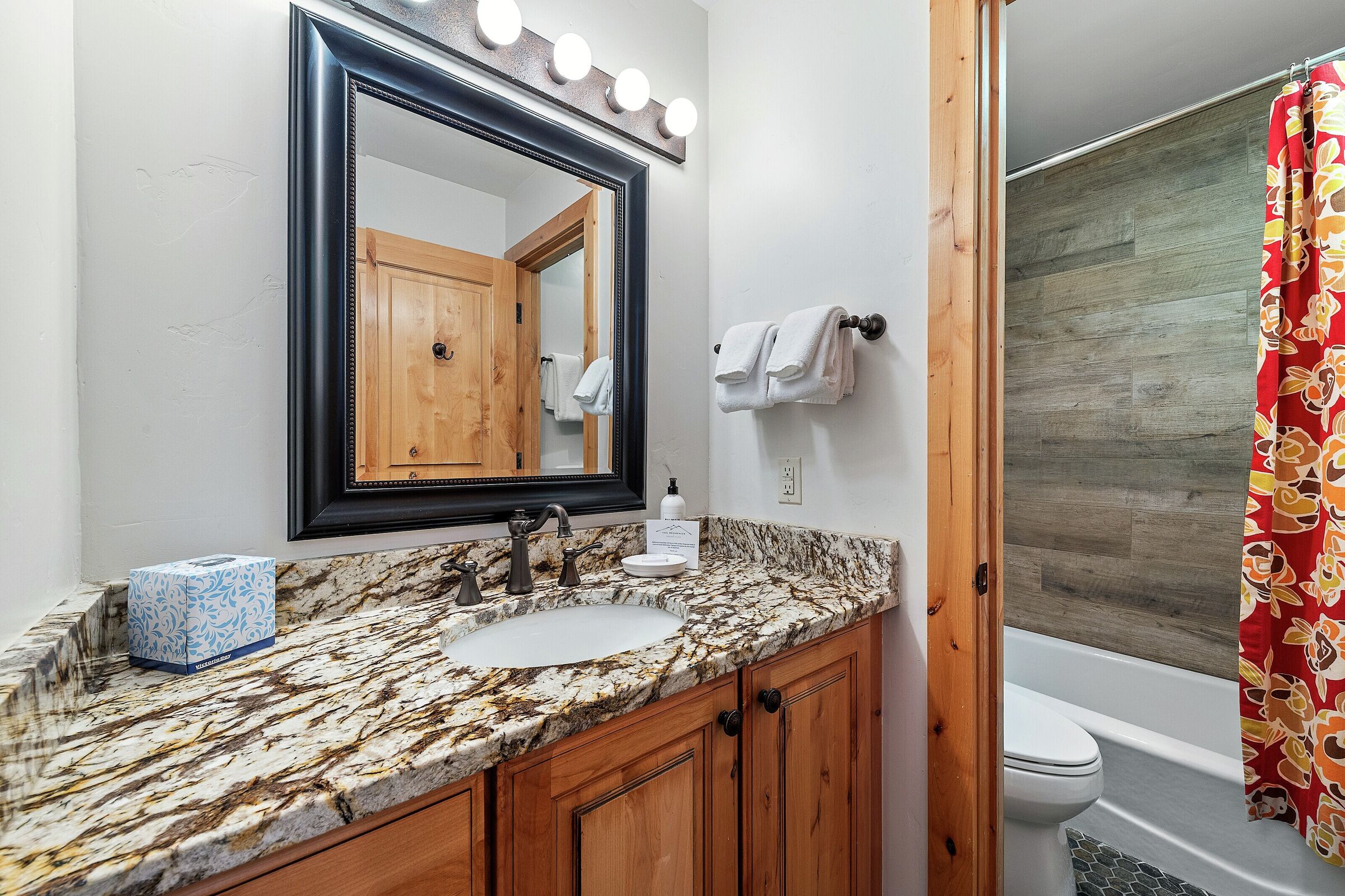Coldstream 32 - Bathroom