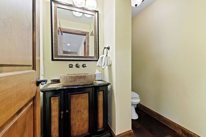 Millrace 1C - Half Bathroom