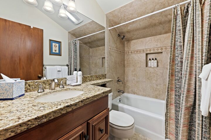 Millrace 2F - Bathroom