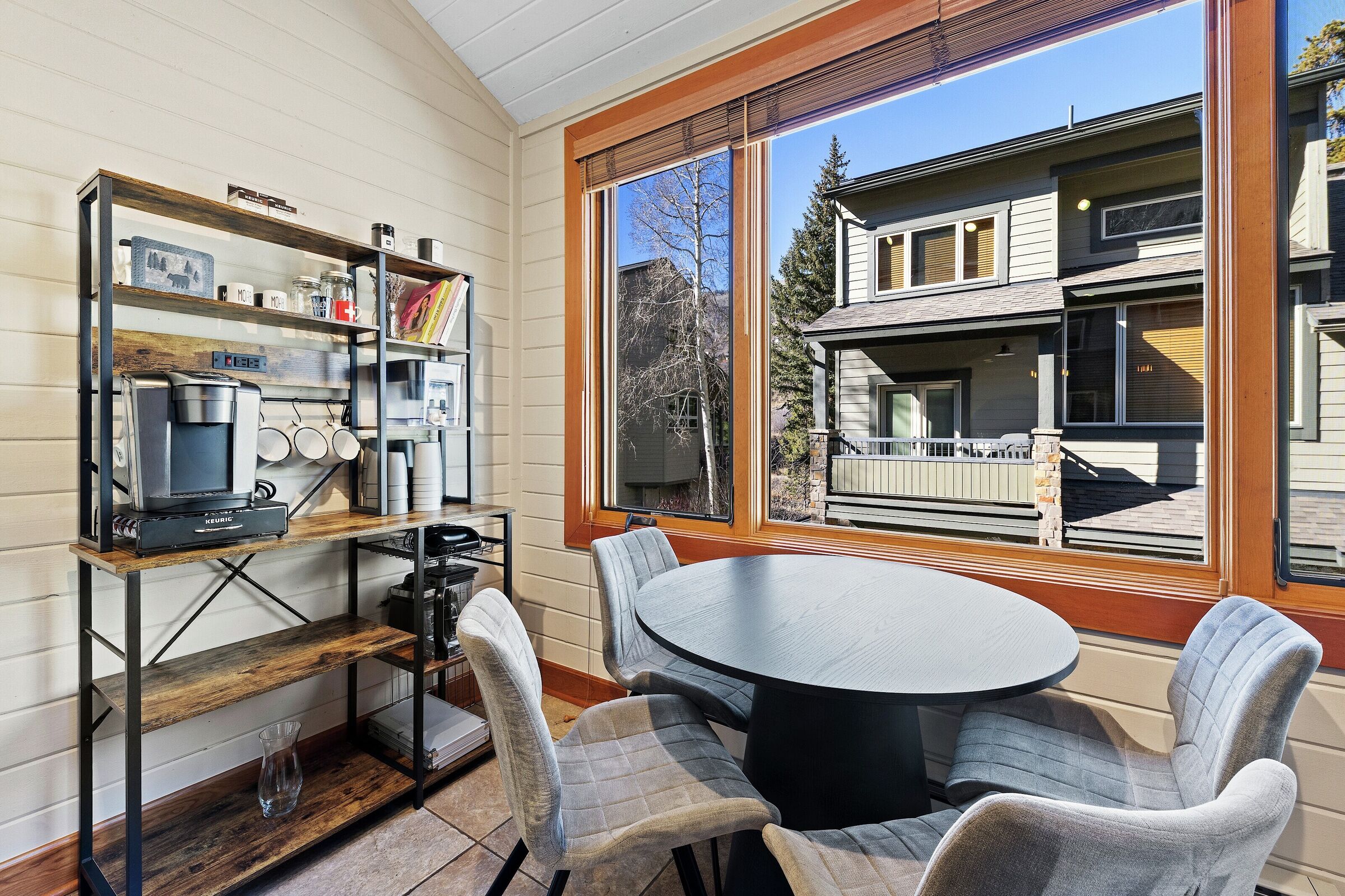 Breakfast Nook
