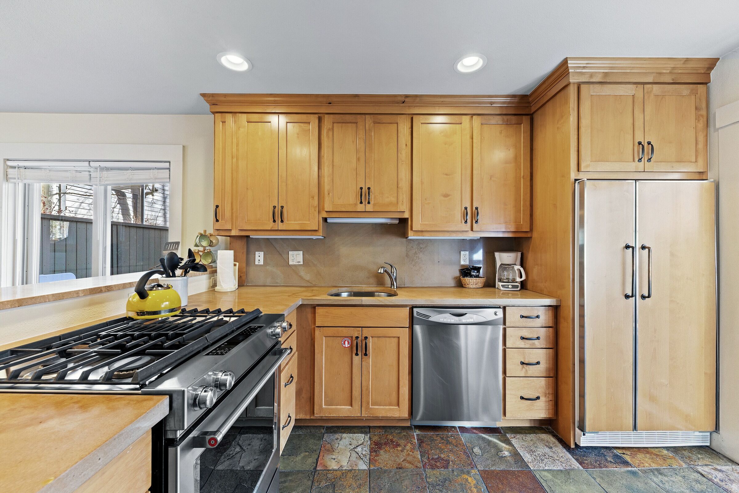 Coldstream 39 - Kitchen