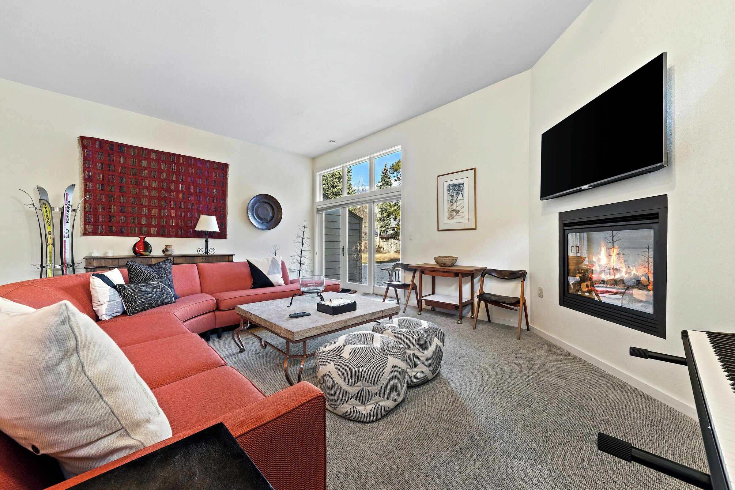 Coldstream 39 - Living Area