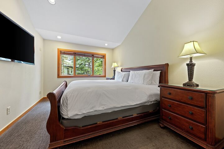 Coldstream 6 - Master Bedroom