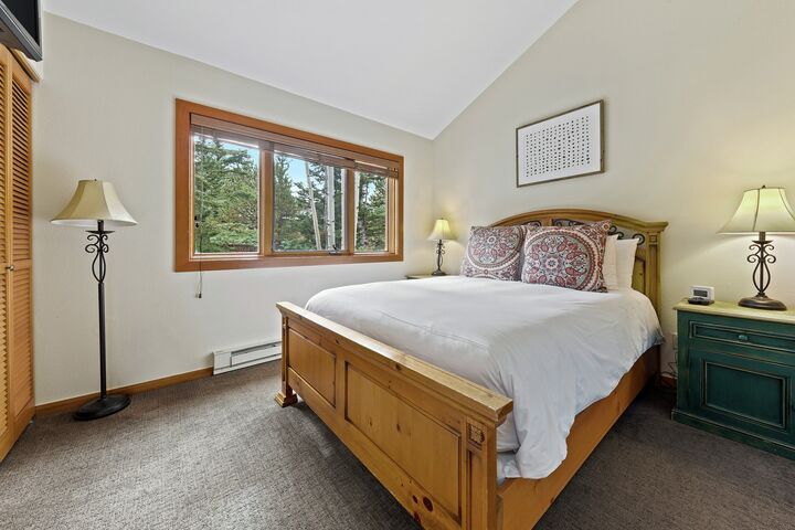 Coldstream 6 - Bedroom