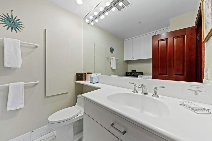 Liftside A51 - Half Bathroom & Laundry