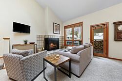 Coldstream 2 - Living Area