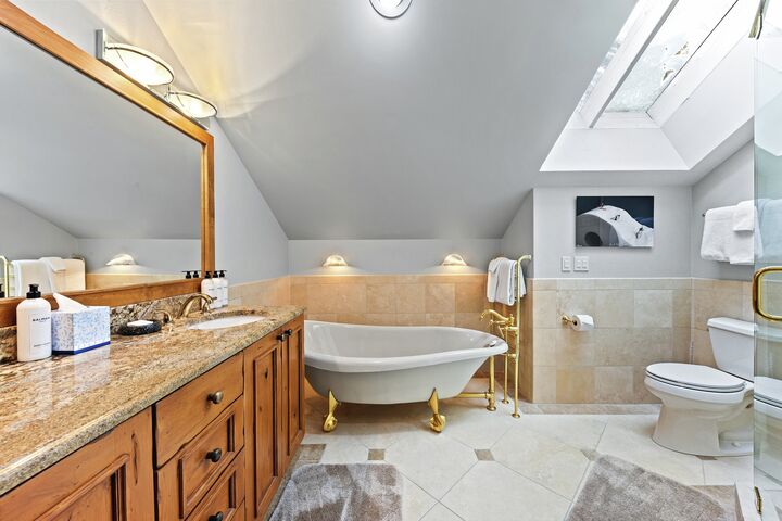 Master Ensuite Bathroom