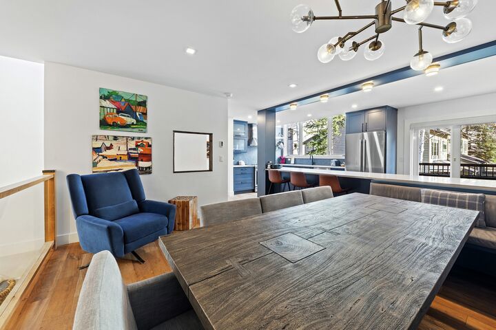 Coldstream 18 - Dining Area & Kitchen