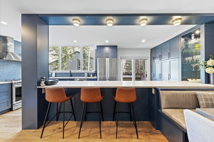 Coldstream 18 - Kitchen Bar