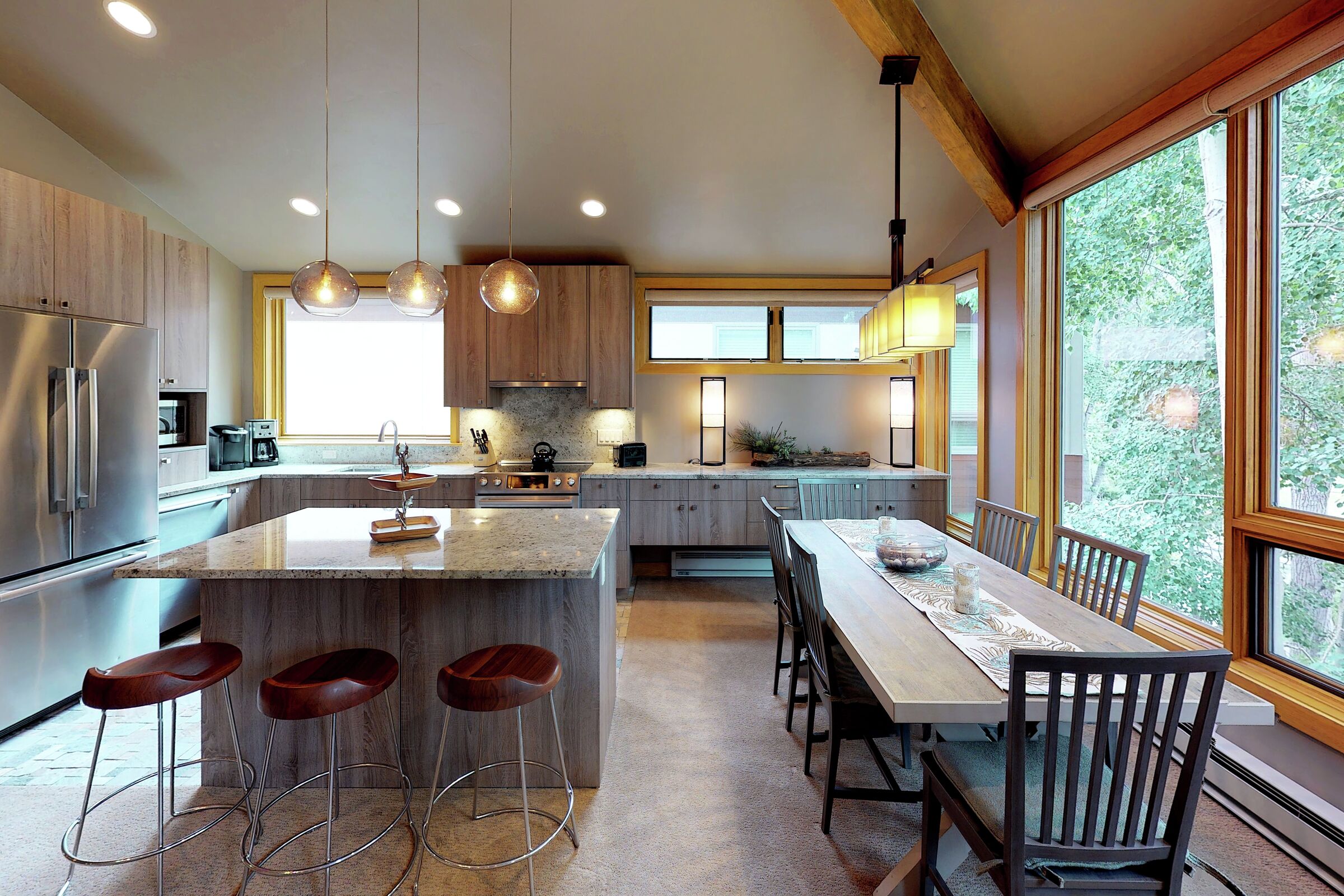 Millrace 6D - Dining Room & Kitchen