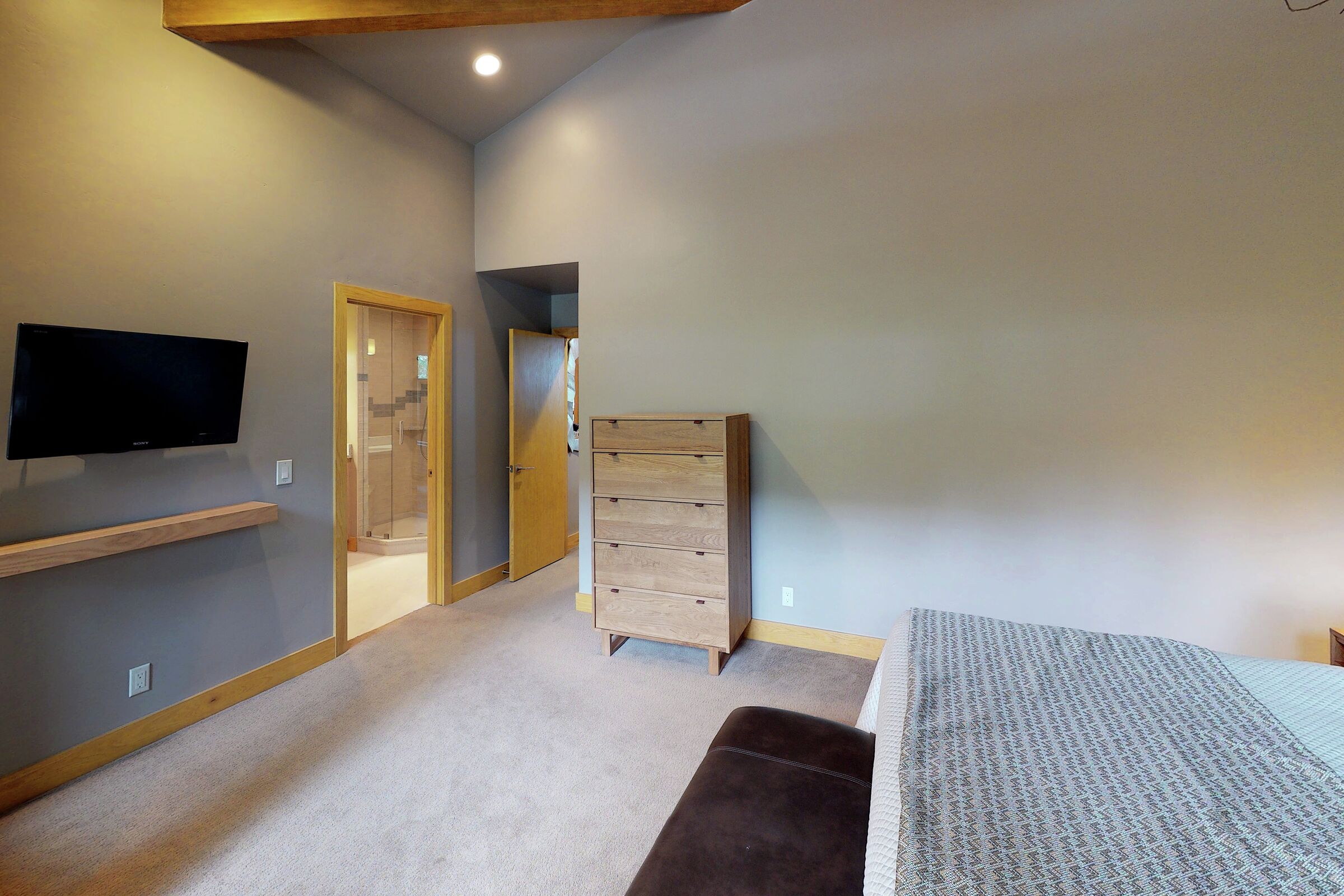 Millrace 6D - Master Bedroom